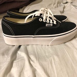 Vans Shoes - Black vans tennis shoes Vans Shoes - Black vans tennis shoes